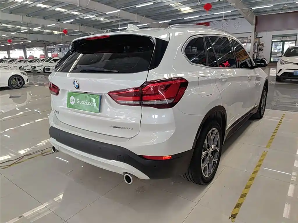 BMW X1 2022 — фото 7