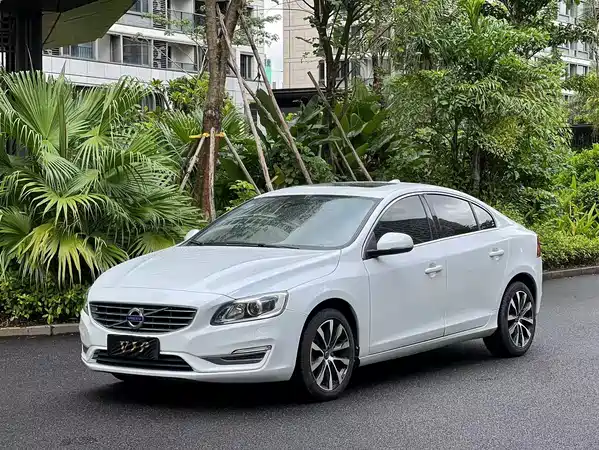 Volvo S60 2019