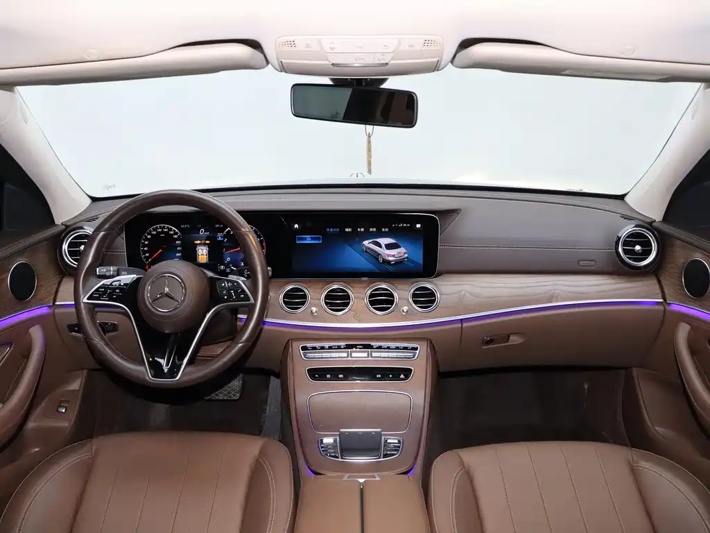 Mercedes-Benz E-Class 2023 — фото 20