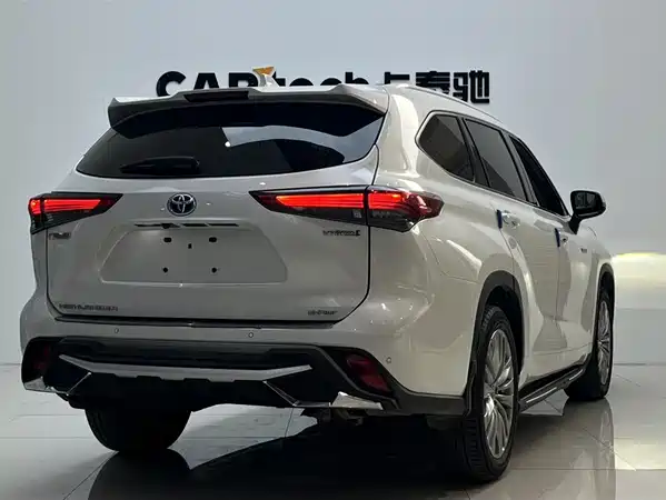 Toyota Highlander 2022