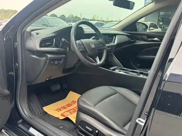 Buick Regal 2024