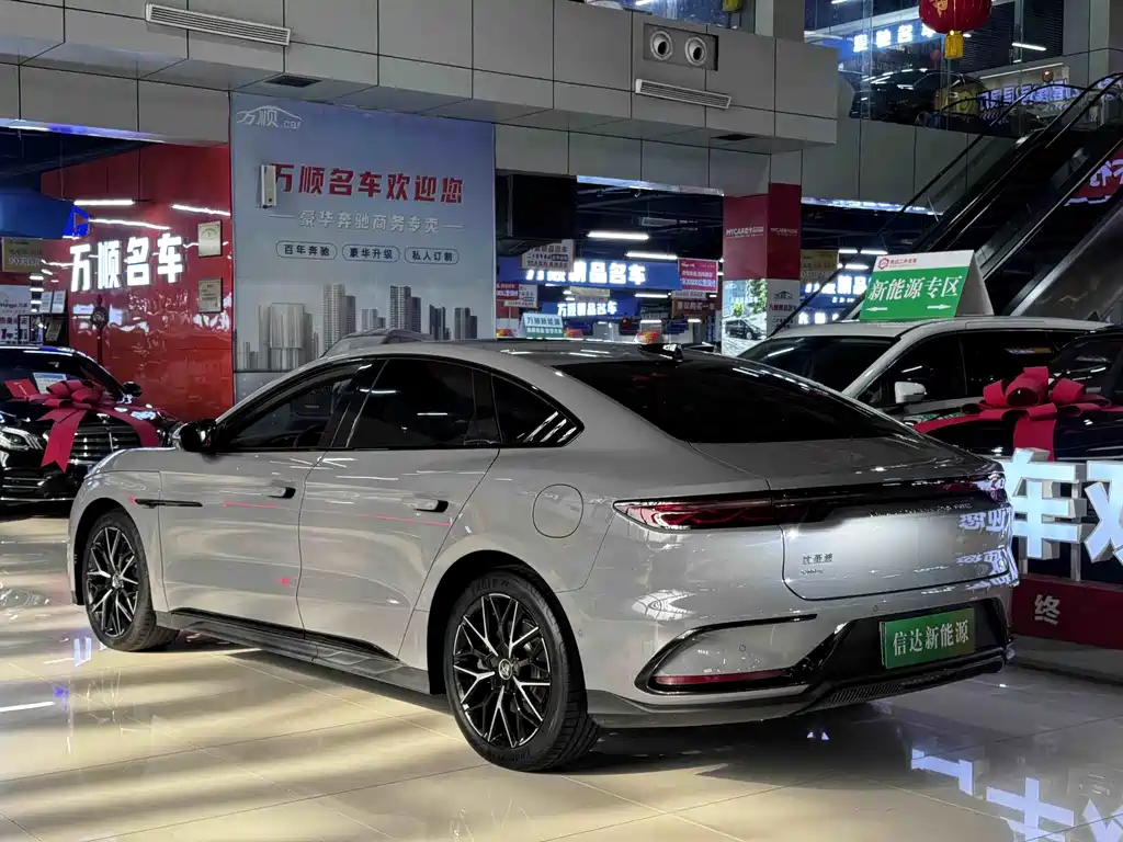 BYD Han 2025 — фото 16