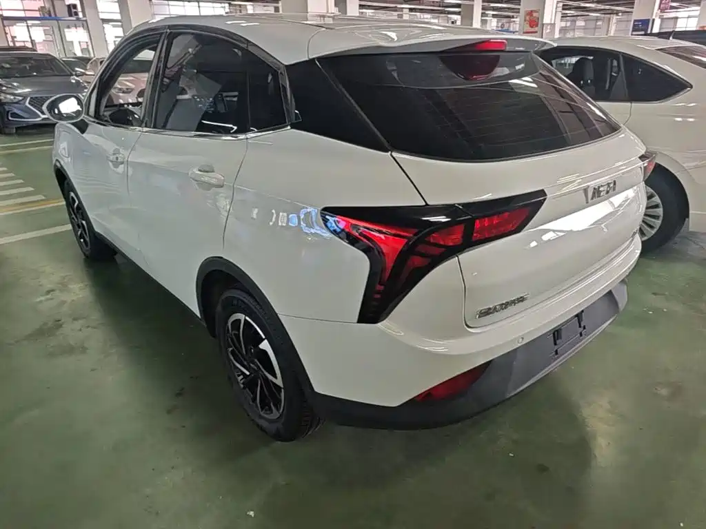 Neta V 2022