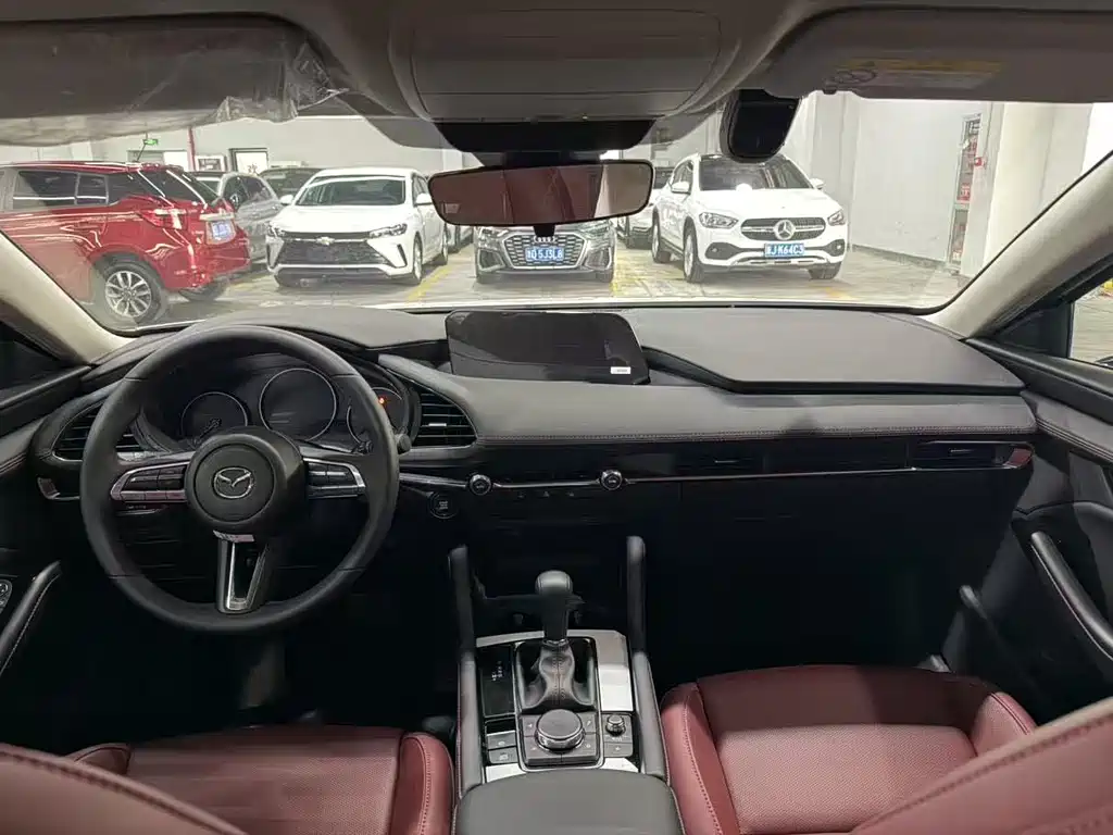 Mazda 3 Angkesela 2024