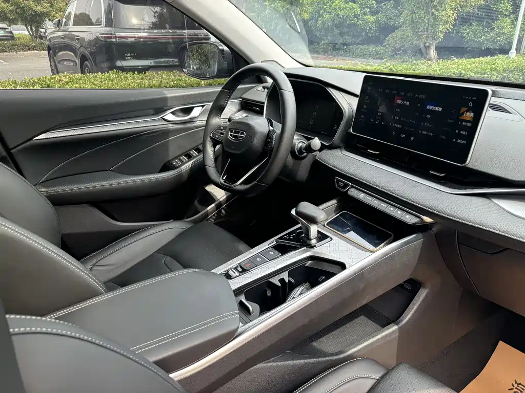 Geely Xingrui 2022 — фото 15