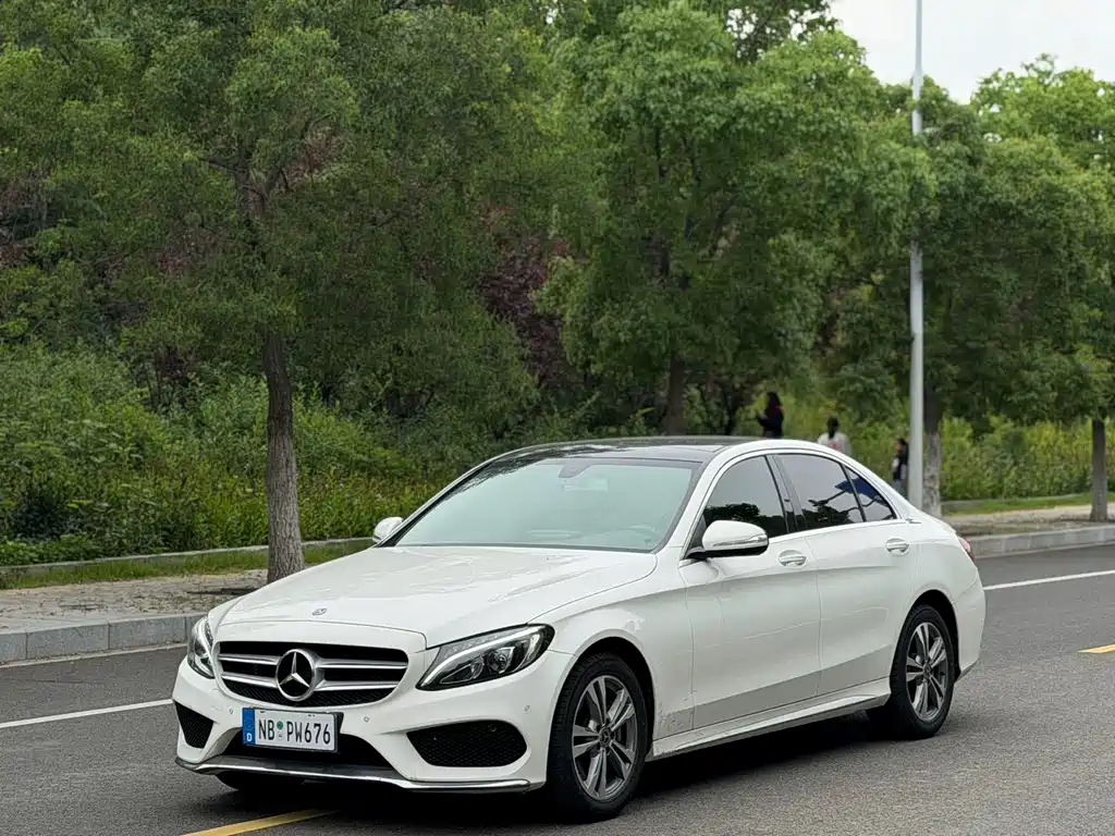Mercedes-Benz C-Class 2018