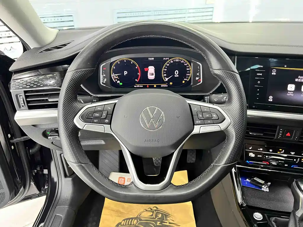 Volkswagen Passat 2022 — фото 14