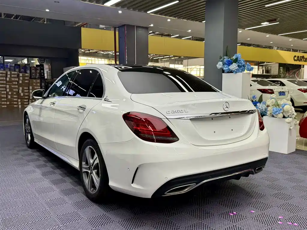 Mercedes-Benz C-Class 2020 — фото 5