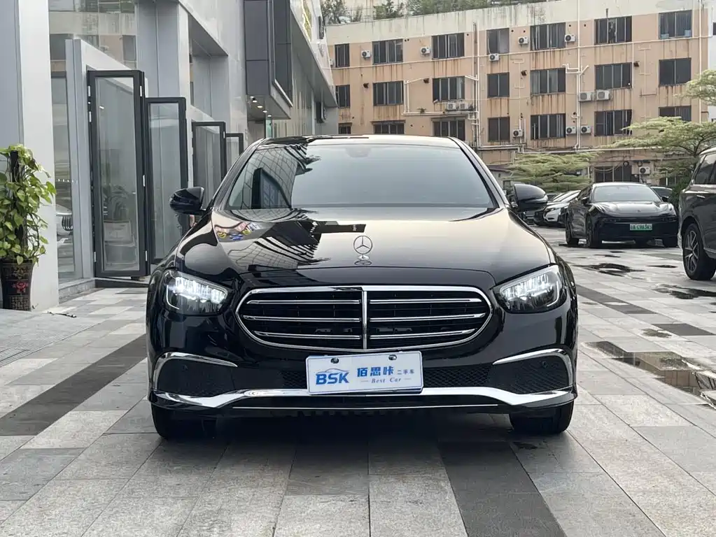 Mercedes-Benz E-Class 2023 — фото 2
