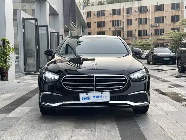 Mercedes-Benz E-Class 2023