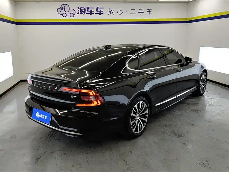 Volvo S90 2023 — фото 3