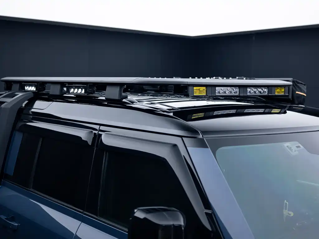 Land Rover Defender 2022 — фото 34