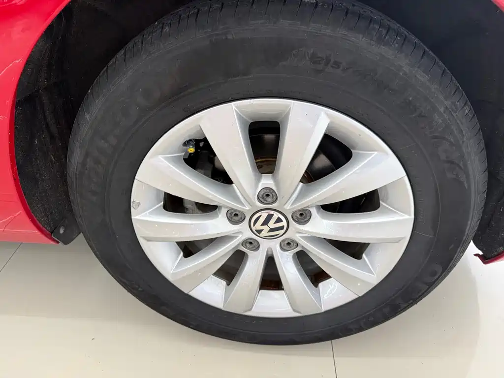 Volkswagen Beetle 2017