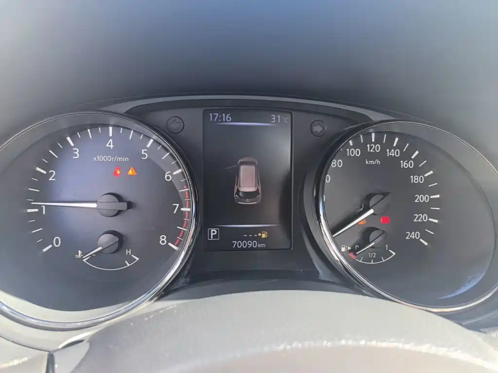 Nissan X-Trail 2020 — фото 12