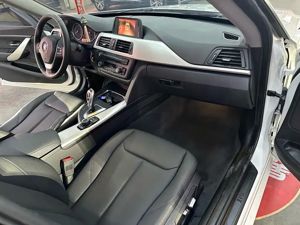 BMW 3 Series GT 2016 — фото 8