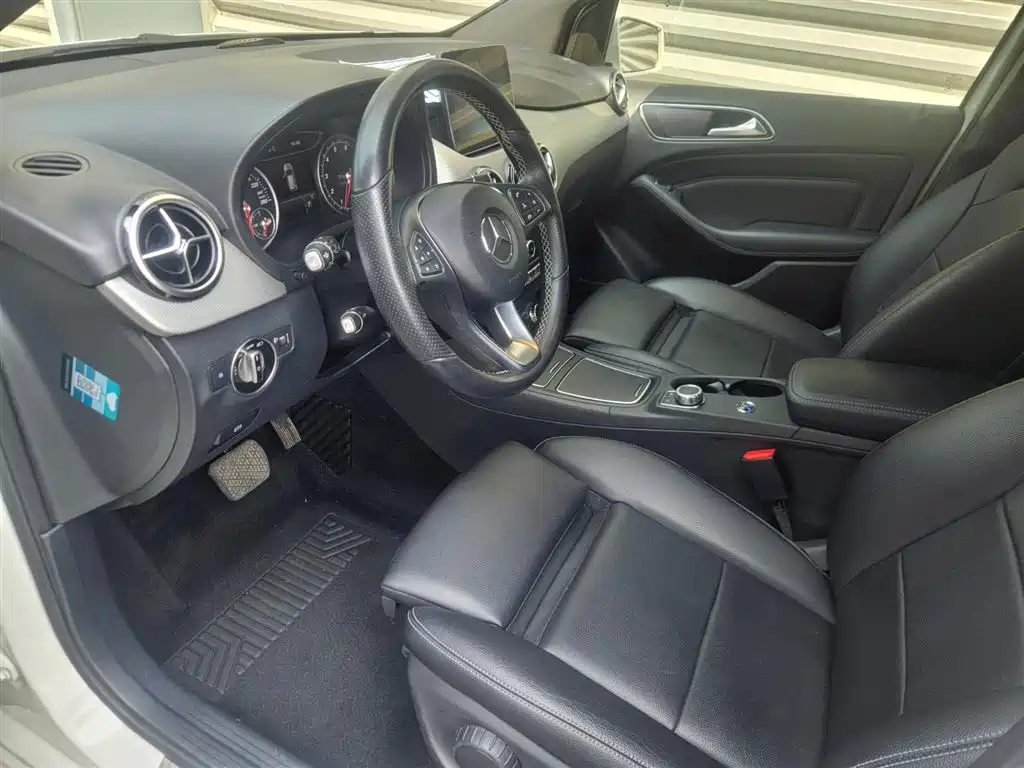Mercedes-Benz B-Class 2019 — фото 6