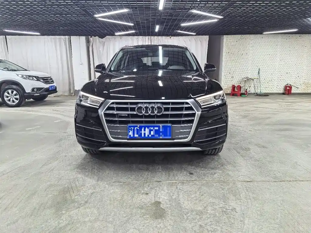 Audi Q5L 2019 — фото 2