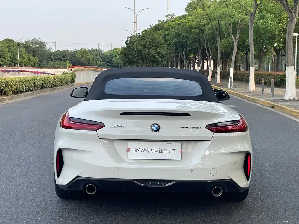BMW Z4 2022 — фото 11