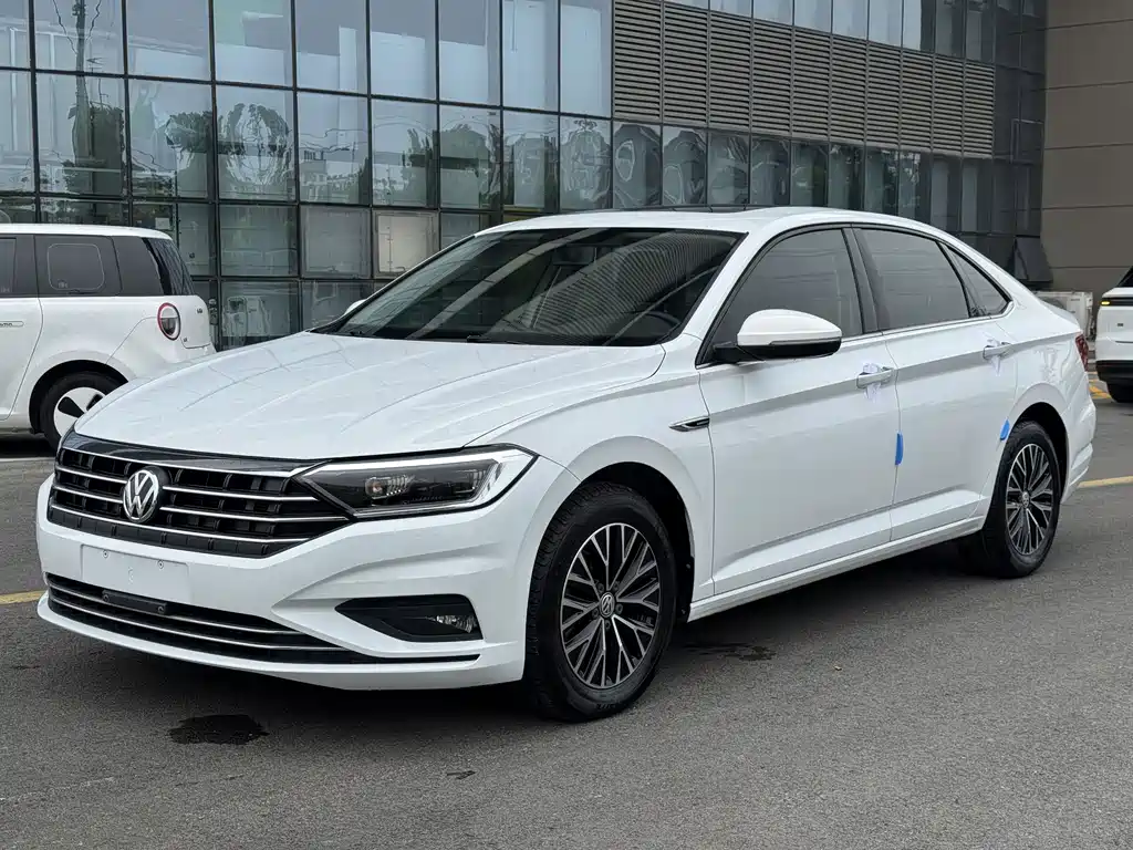 Volkswagen Sagitar 2019