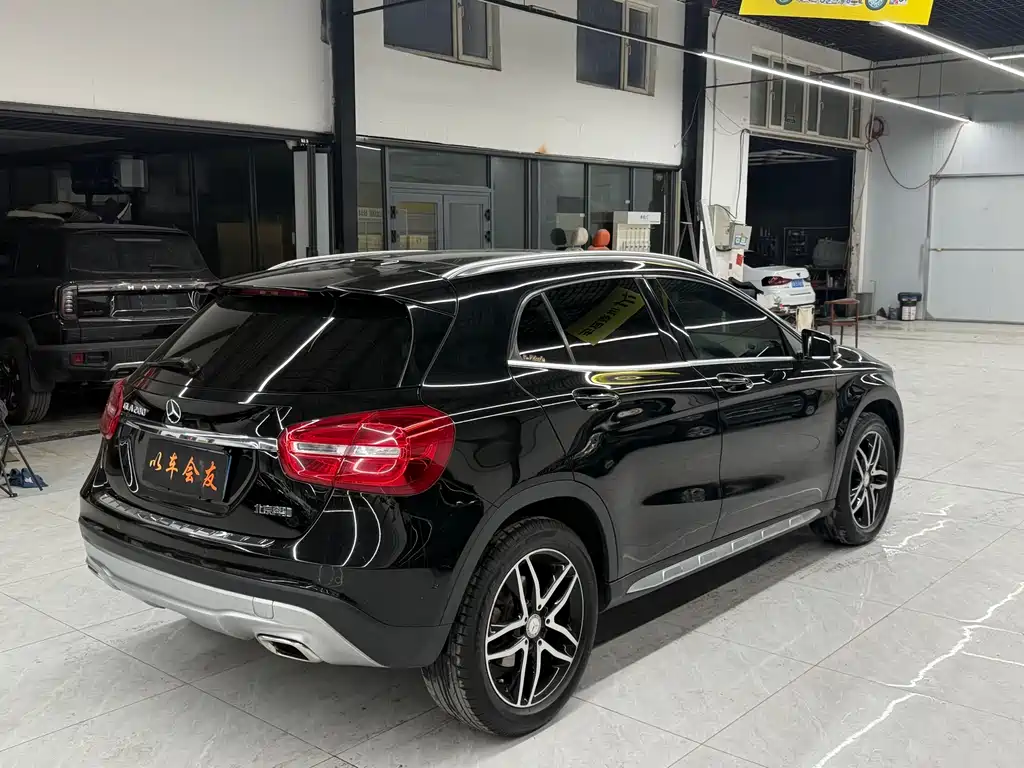 Mercedes-Benz GLA 2016 — фото 9