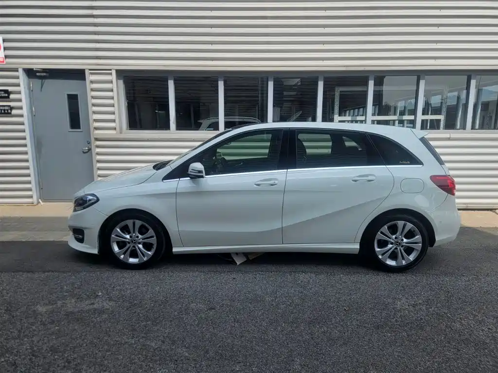 Mercedes-Benz B-Class 2019 — фото 3