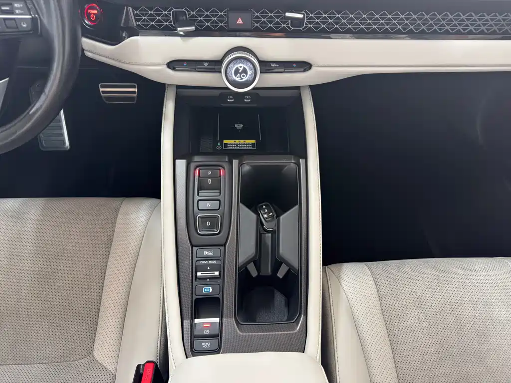 Honda Accord New Energy 2023 — фото 16
