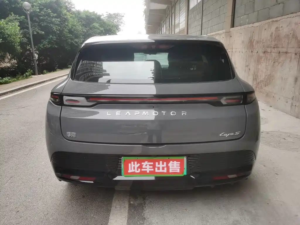 Leapmotor Lafa5 2025 — фото 13