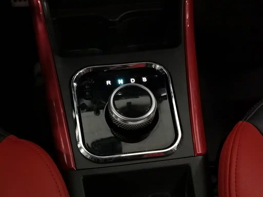 BAIC New Energy EX 2018 — фото 13