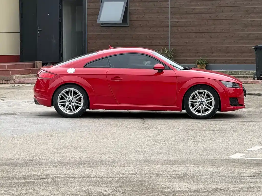 Audi TT 2015 — фото 3