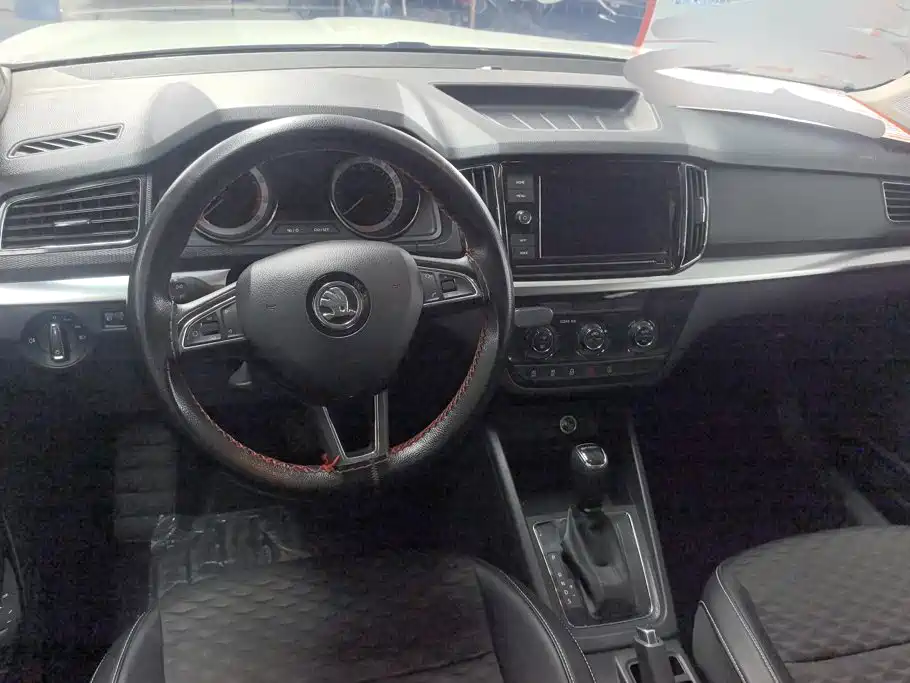 Skoda Kamiq 2019 — фото 12