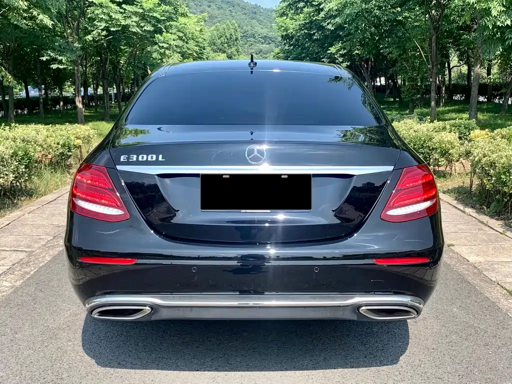 Mercedes-Benz E-Class 2018