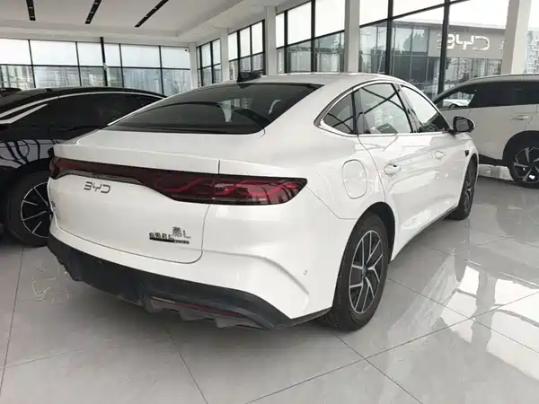 BYD Qin L 2025