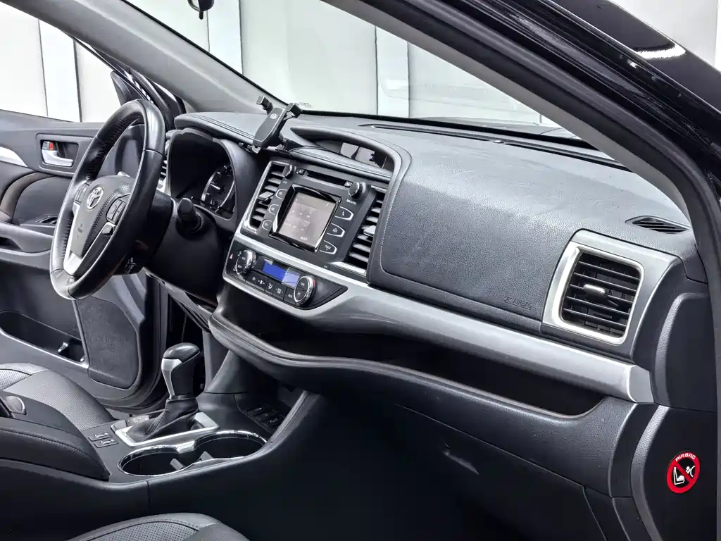 Toyota Highlander 2016 — фото 11