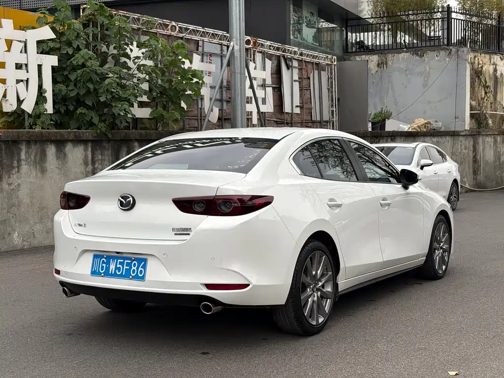 Mazda 3 Angkesela 2021