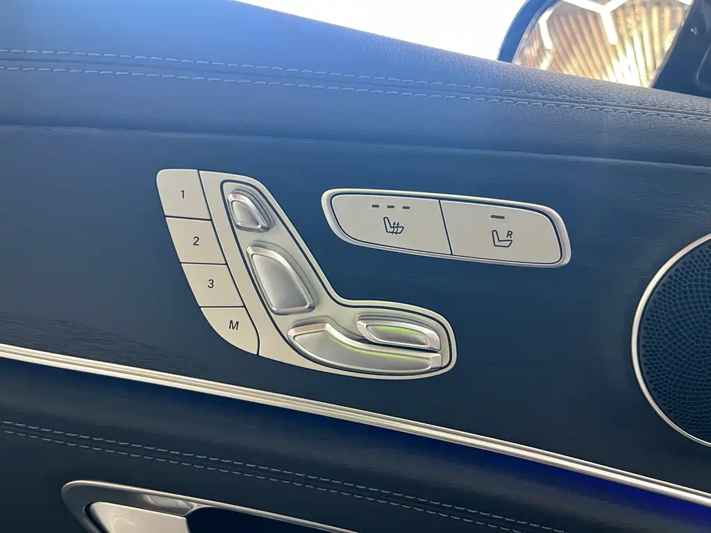 Mercedes-Benz E-Class 2017 — фото 10