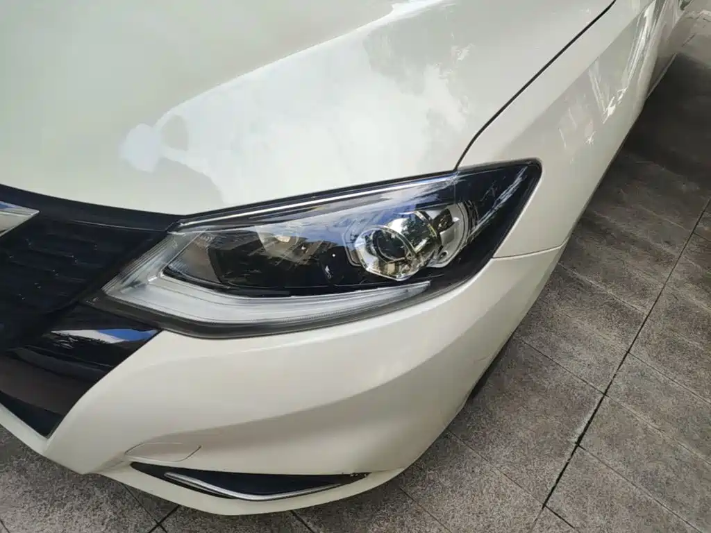 Nissan Tiida 2021 — фото 24