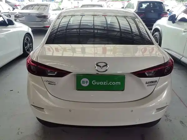 Mazda 3 Axela 2019