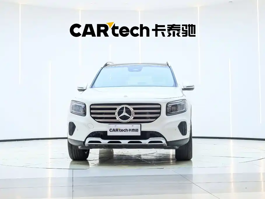 Mercedes-Benz GLB 2023