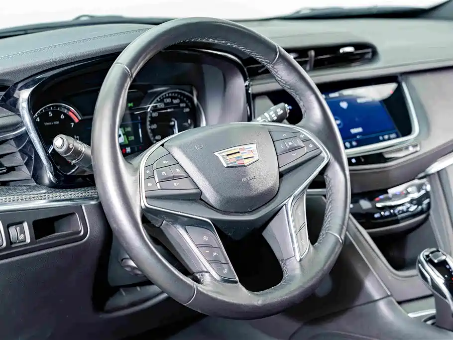 Cadillac XT5 2024 — фото 10