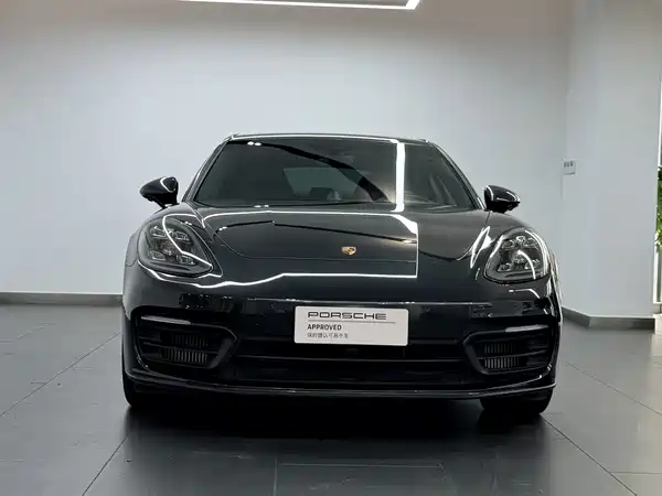 Porsche Panamera 2024