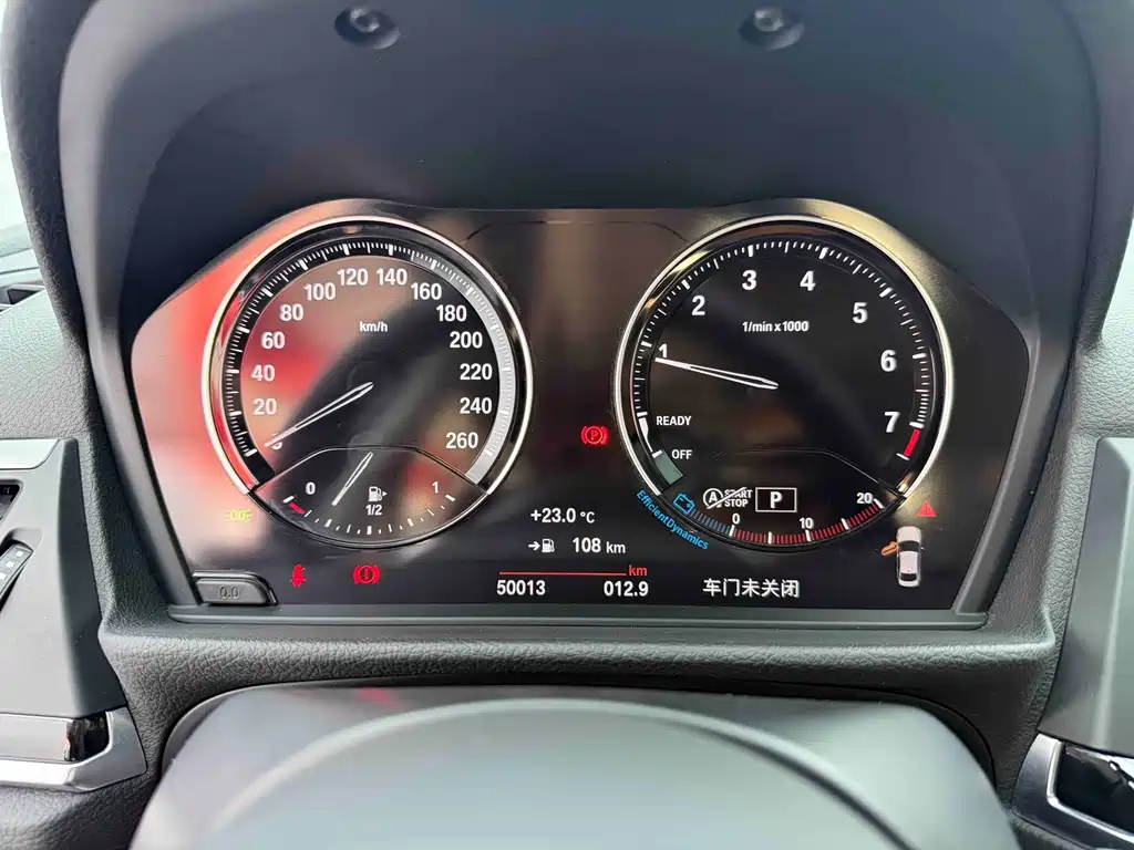 BMW 1 Series 2019 — фото 11
