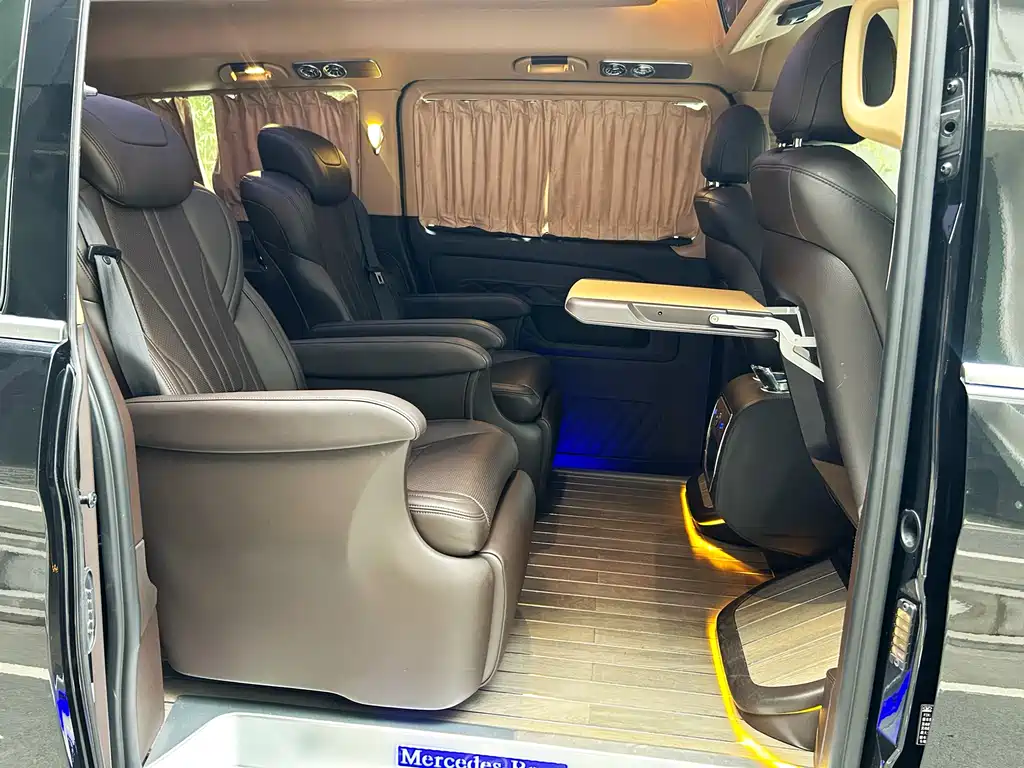 Mercedes-Benz Vito 2023 — фото 16