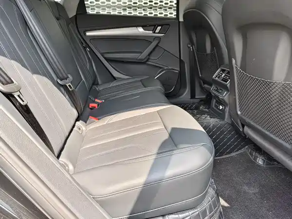 Audi Q5L 2025