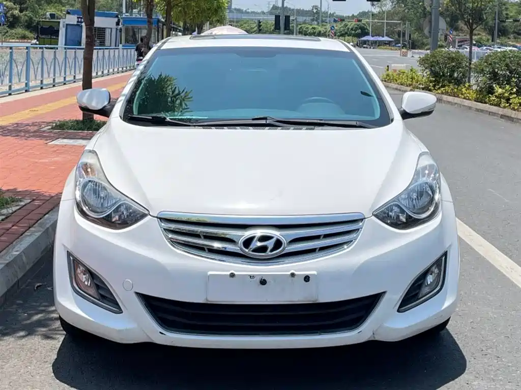 Hyundai Elantra Langdong 2014 — фото 2