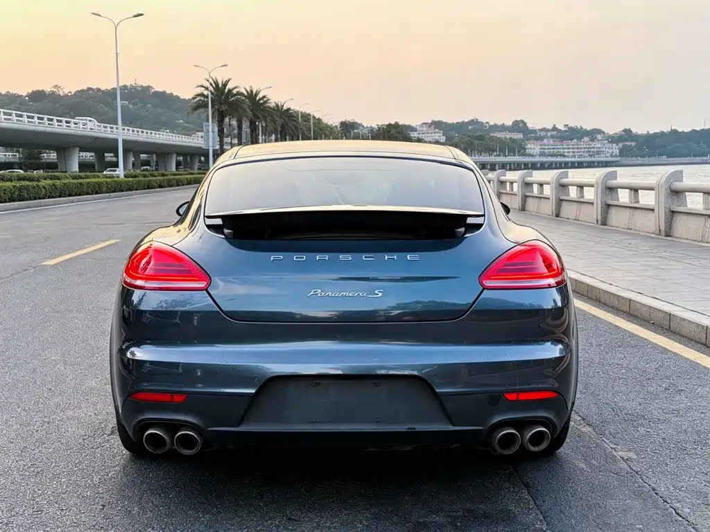 Porsche Panamera 2014 — фото 8