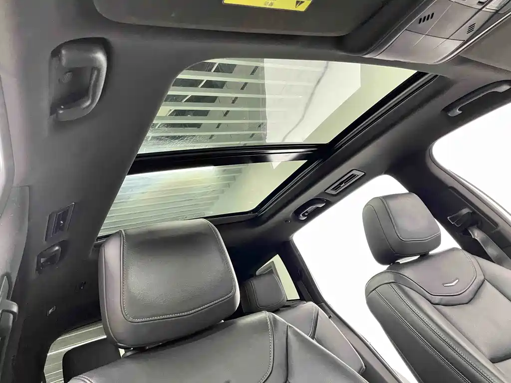 Cadillac XT6 2019 — фото 19