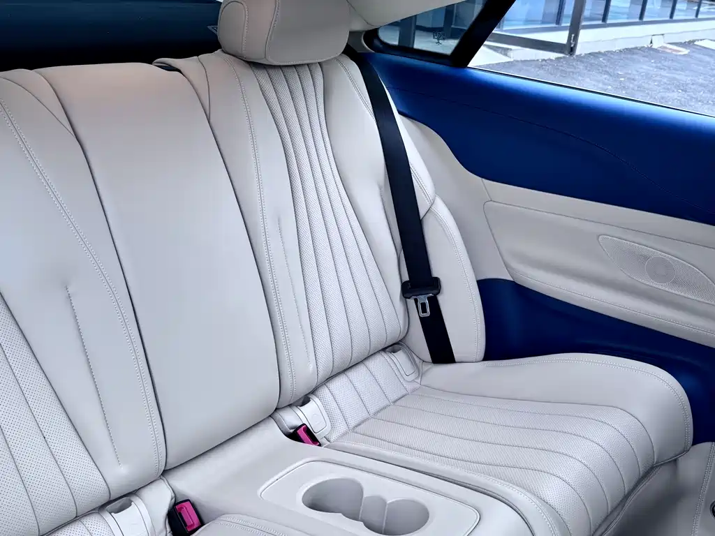 Mercedes-Benz E-Class 2020 — фото 15