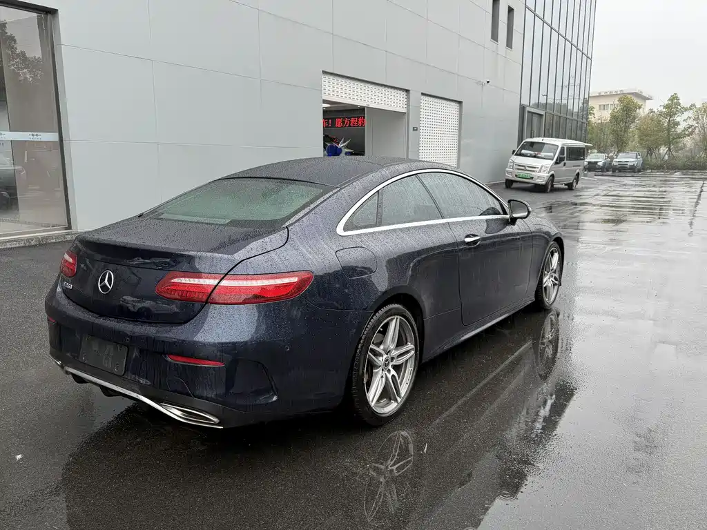 Mercedes-Benz E-Class 2020 — фото 20