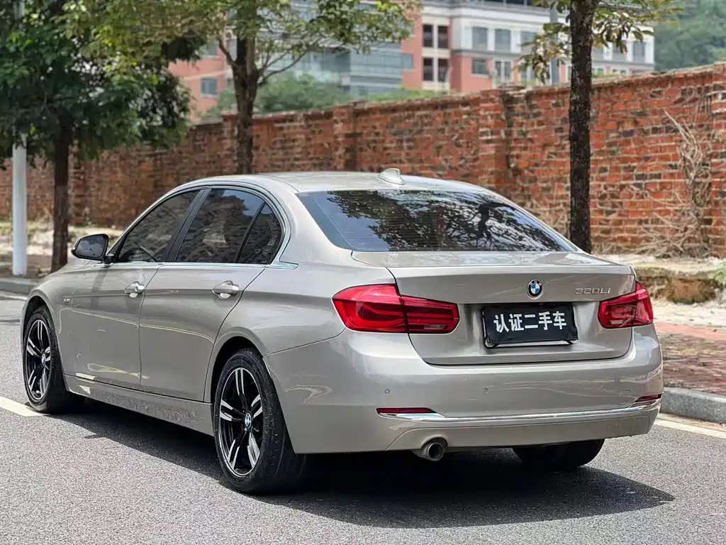 BMW 3 Series 2016 — фото 6