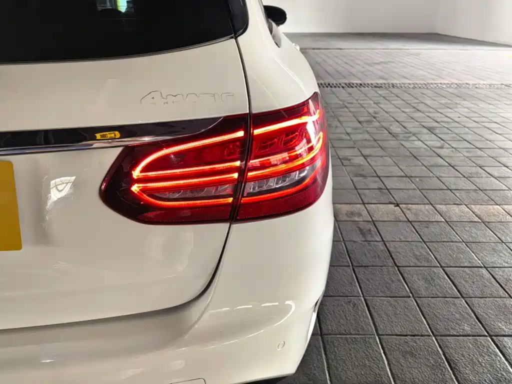 Mercedes-Benz C-Class 2019 — фото 8
